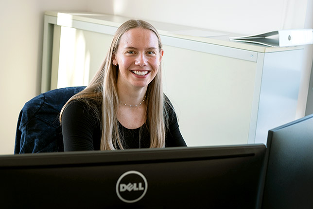 Theoretisches Wissen mit praktischen Erfahrungen verbinden